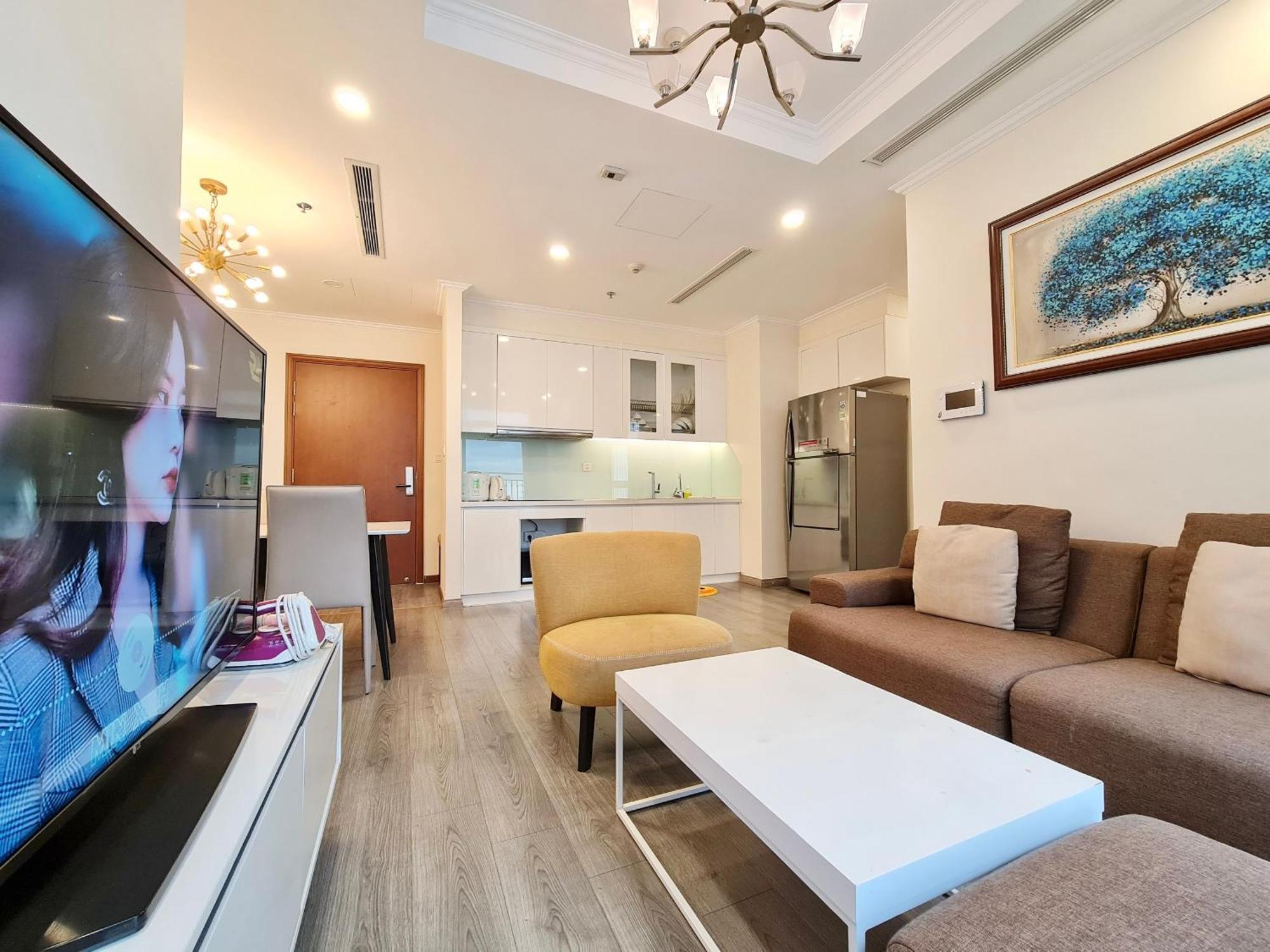2 Bed At Landmark Plus - Vinhomes Căn hộ *